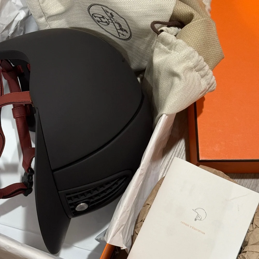 HERMES Eole riding helmet - Picture 7 of 13